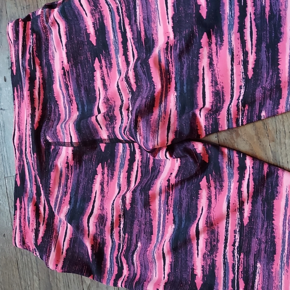 5 for $10 M&M Workout leggings - Picture 8 of 9